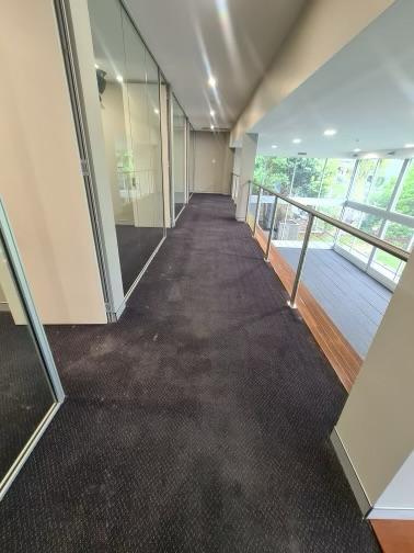 commercial carpet cleaning